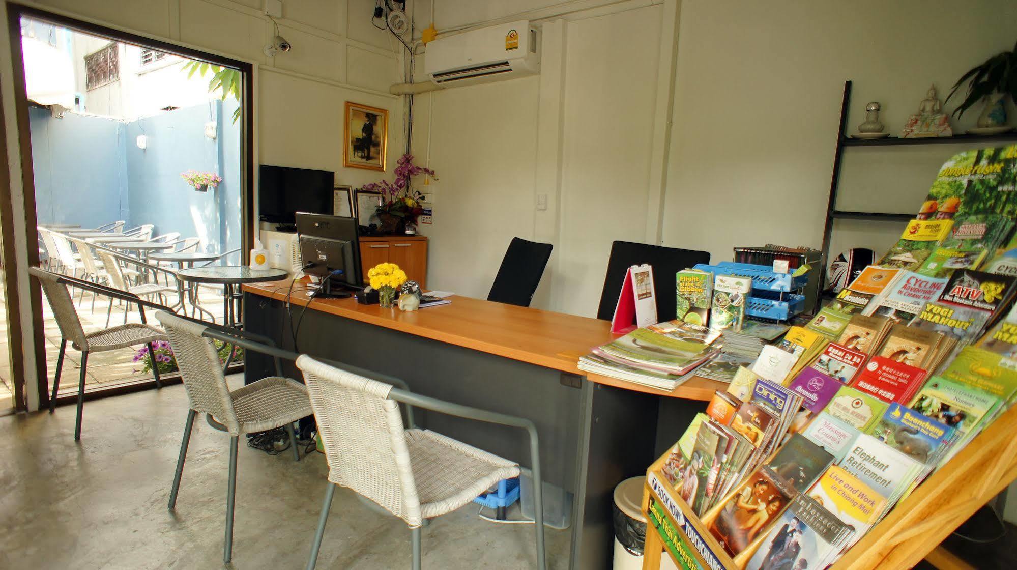 Walking Street Residence - Sha Extra Plus Чиангмай Екстериор снимка