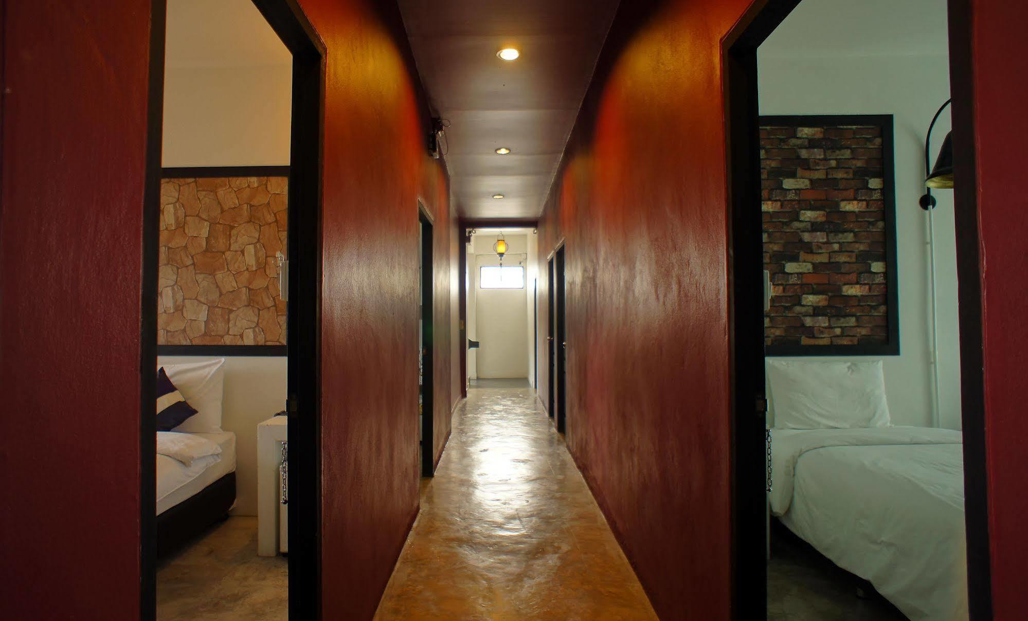Walking Street Residence - Sha Extra Plus Чиангмай Екстериор снимка